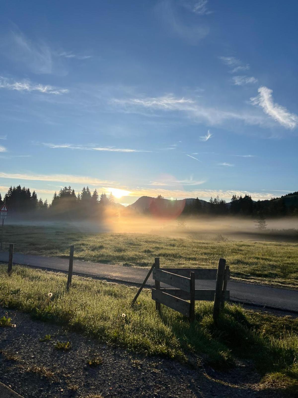 오버요흐 Bergnest Iseler Mit Panoramablick 아파트 외부 사진